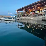 Olive&sea- Modern Near