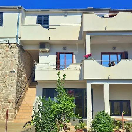 Olive & Sea - Modern Near Kali